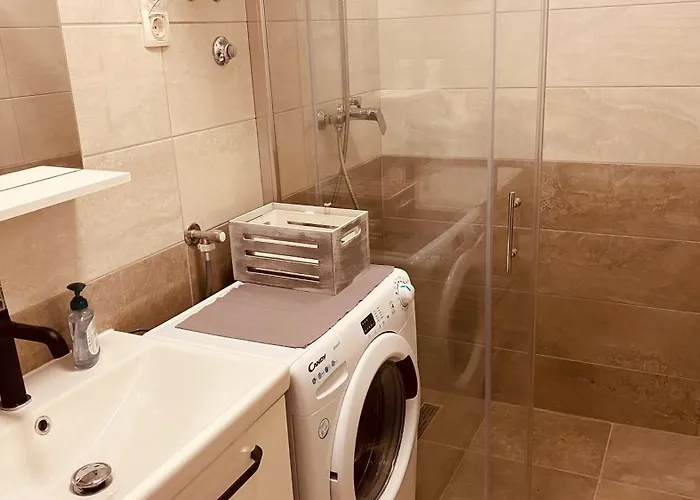 Markulo & Marica Apartman Zára